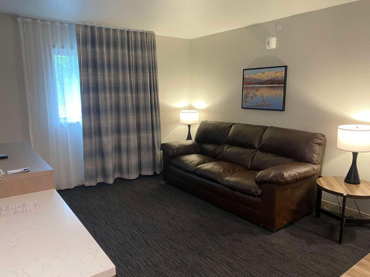 Best Western Lake Lucille Inn Wasilla Bagian luar foto